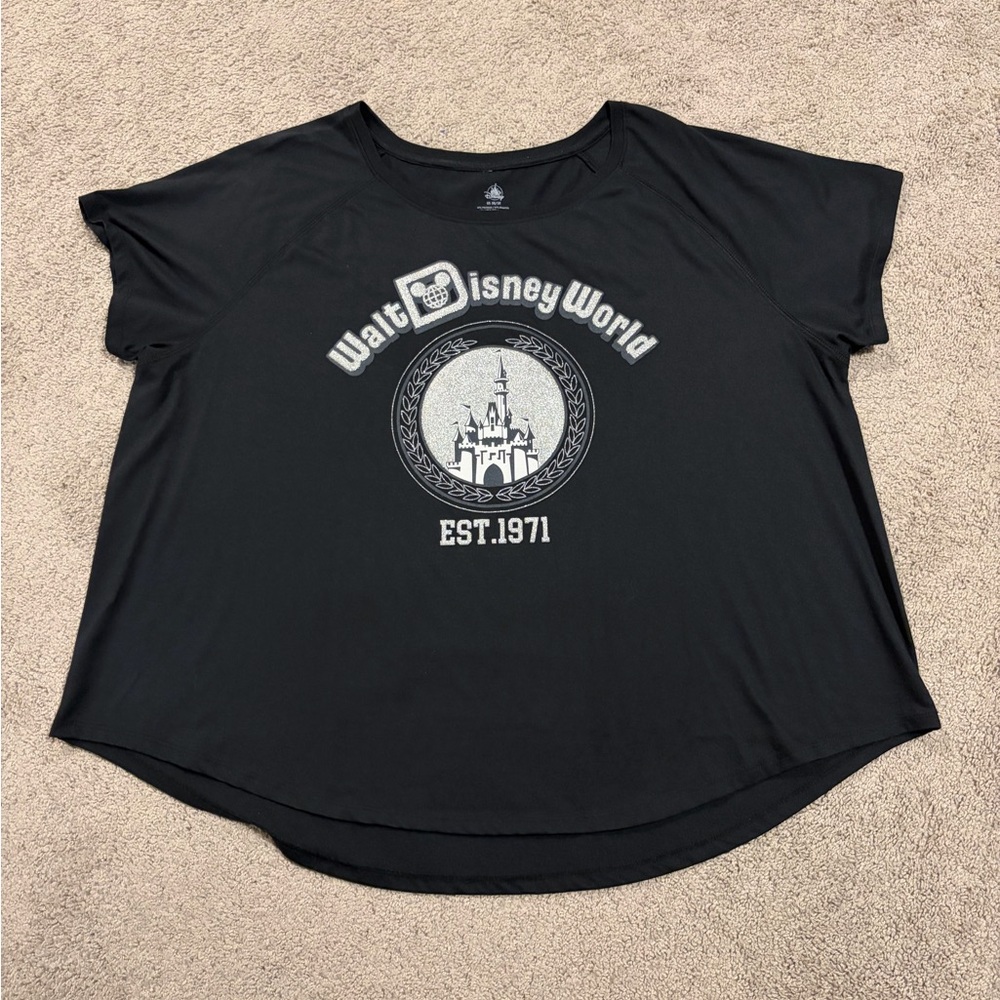 Authentic Disney Parks Silver Castle Graphic Women’s Plus Size 3X Black T-Shirt